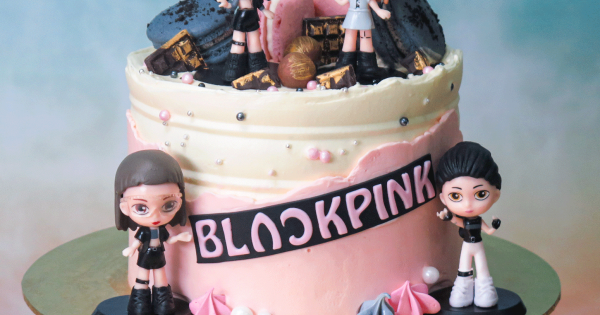 BLACKPINK Cake